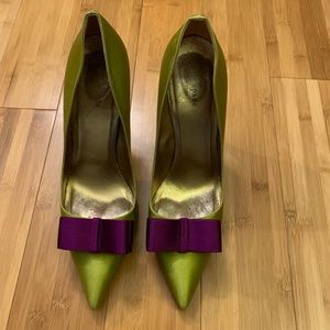 Festive heels in colorful satin